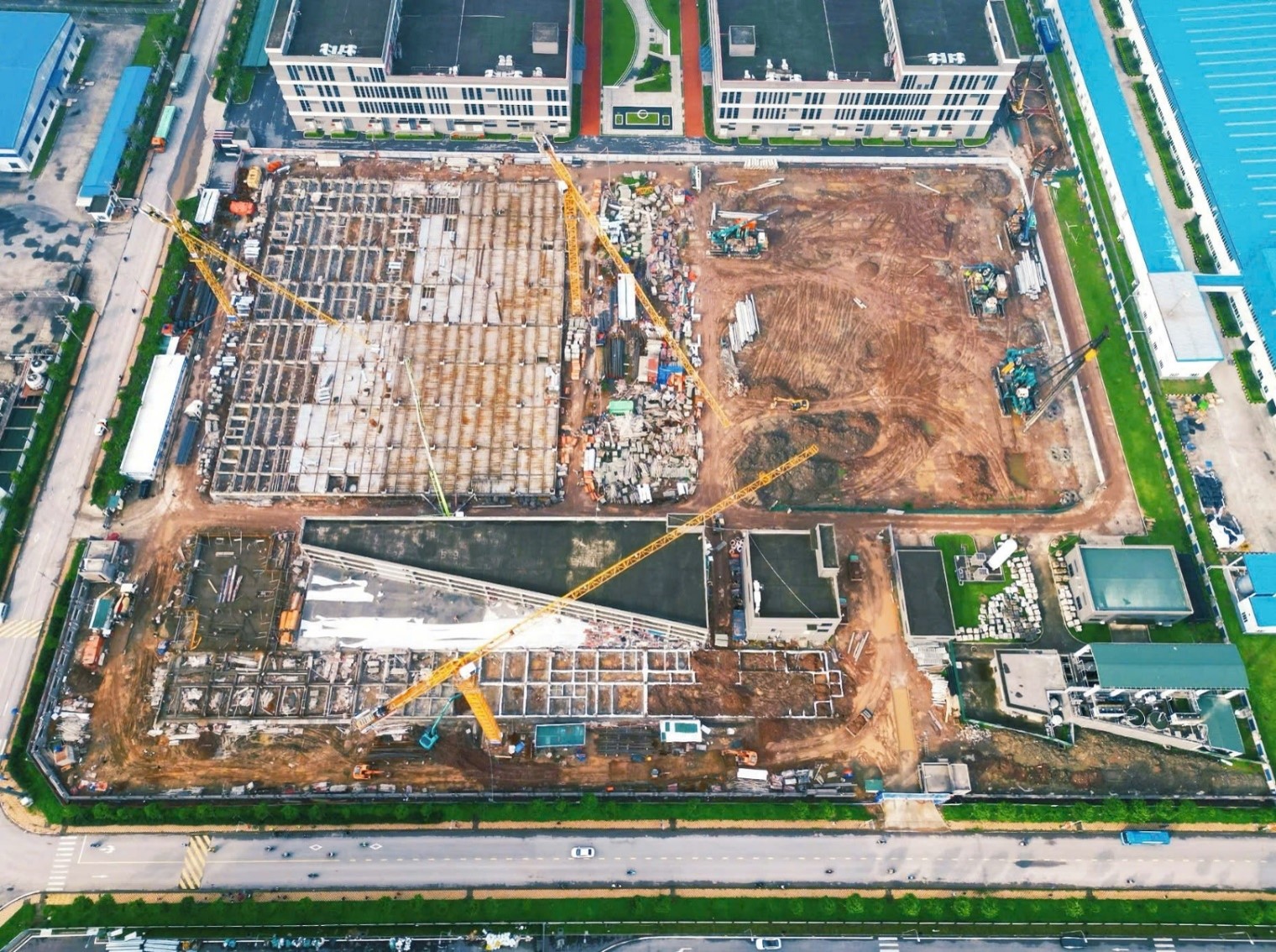 越南北江省光州工业区讯芯厂房2期建设工程